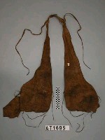 藏品(男子獸皮後敞褲)的圖片